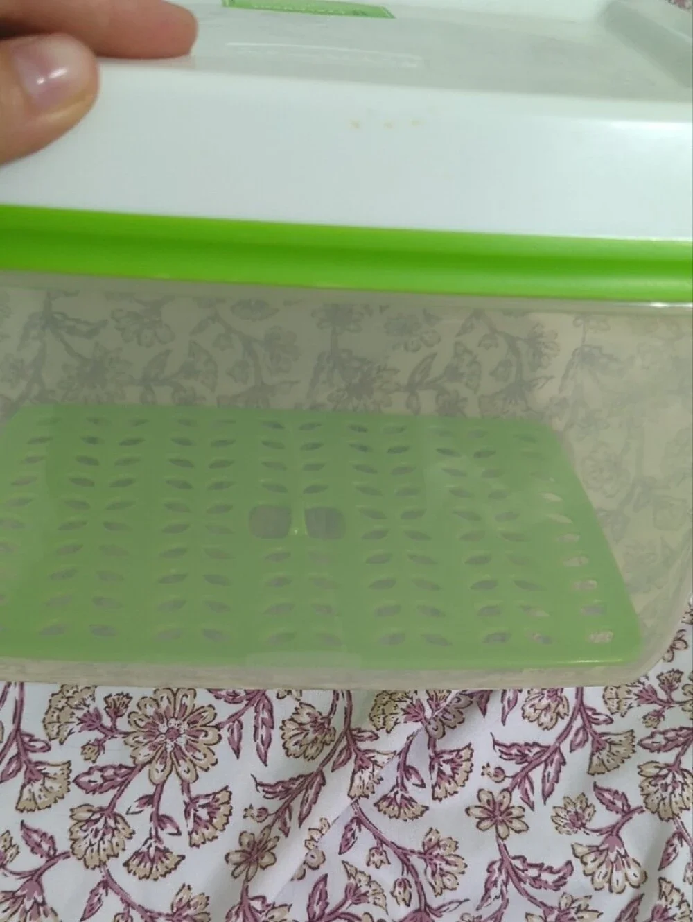 N/A white rectangular